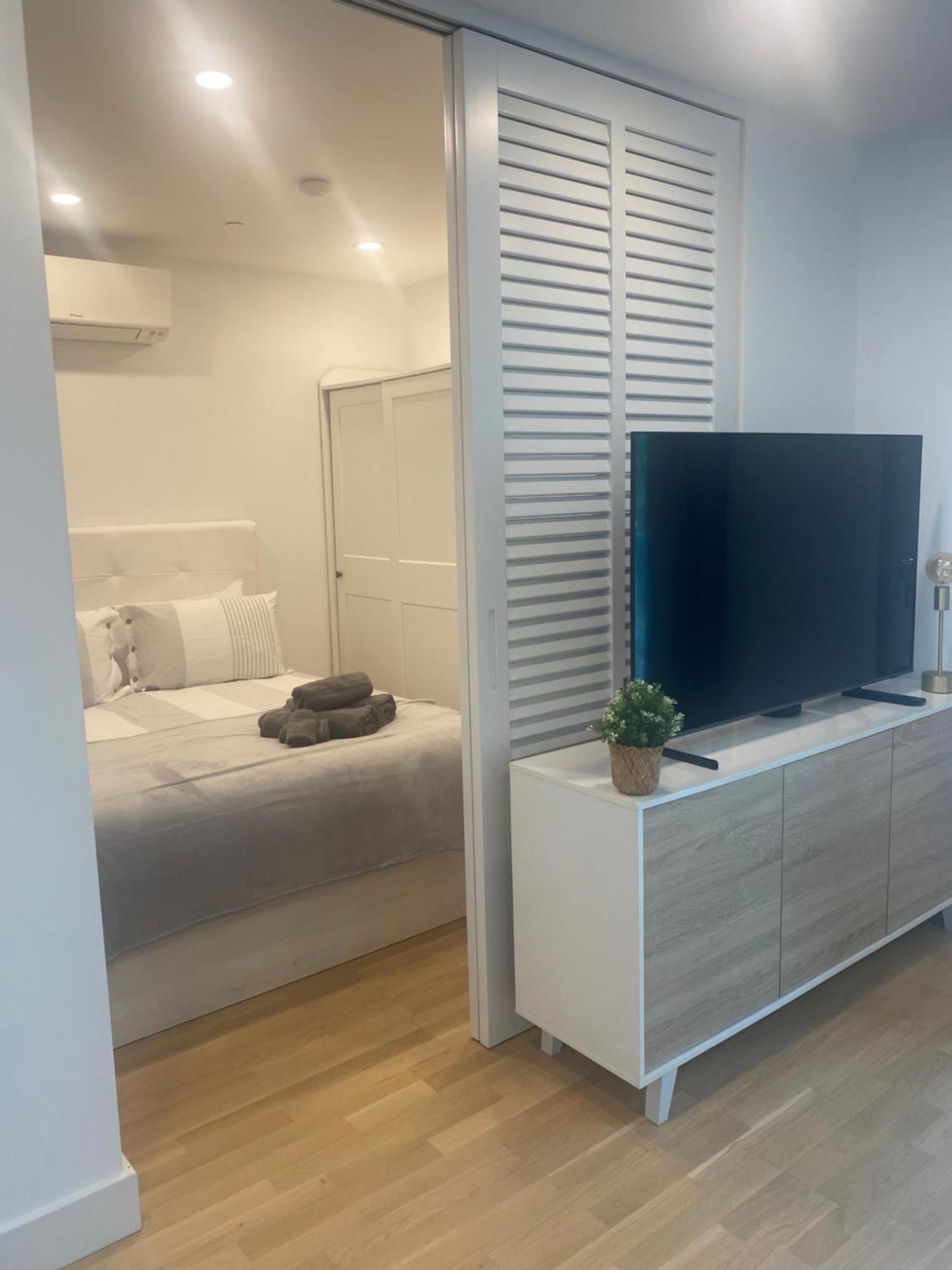 Cp Top Floor Luxury Studio With Spa And Pool 直布罗陀 外观 照片