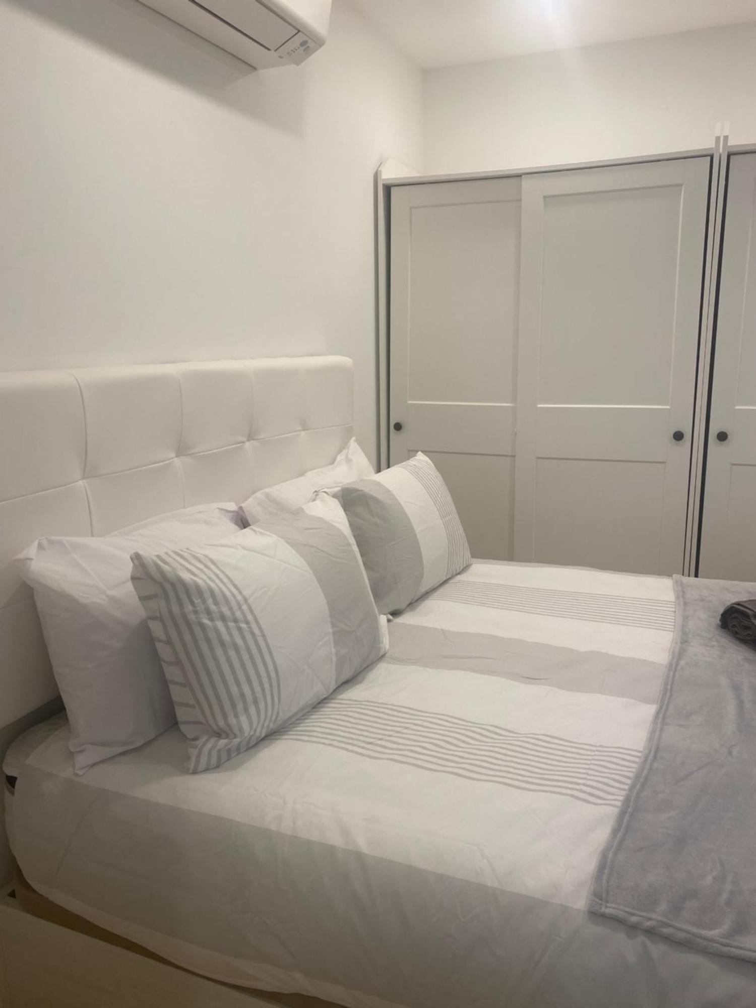 Cp Top Floor Luxury Studio With Spa And Pool 直布罗陀 外观 照片