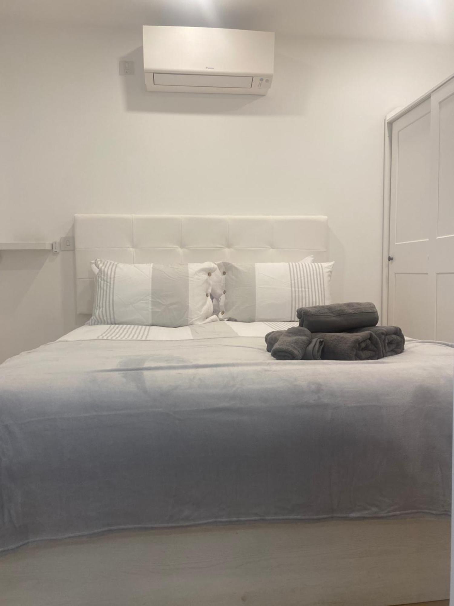 Cp Top Floor Luxury Studio With Spa And Pool 直布罗陀 外观 照片